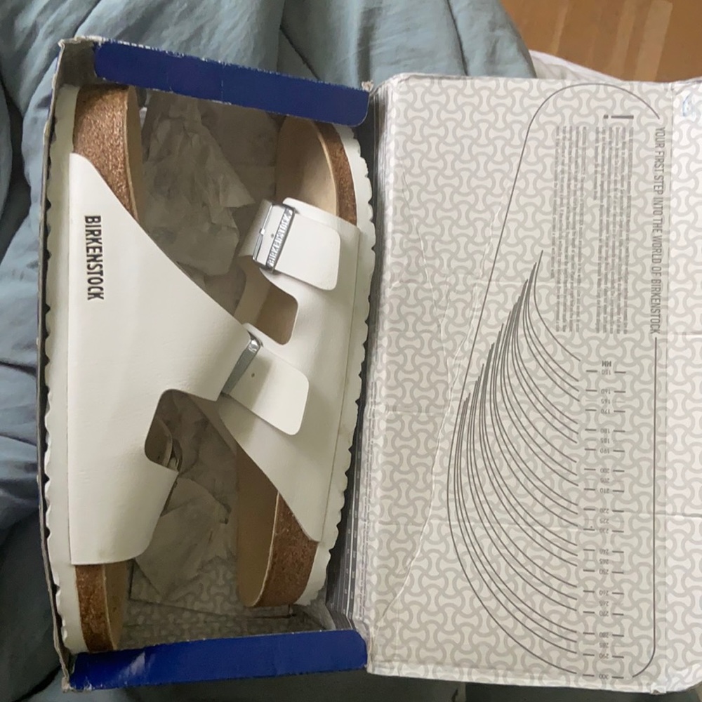 White Leather Arizona Birkenstock’s
